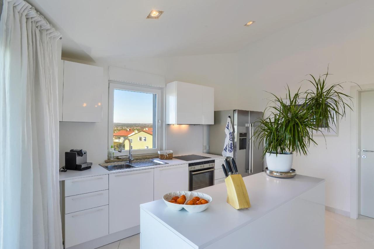White House Stinjan Apartment Luaran gambar